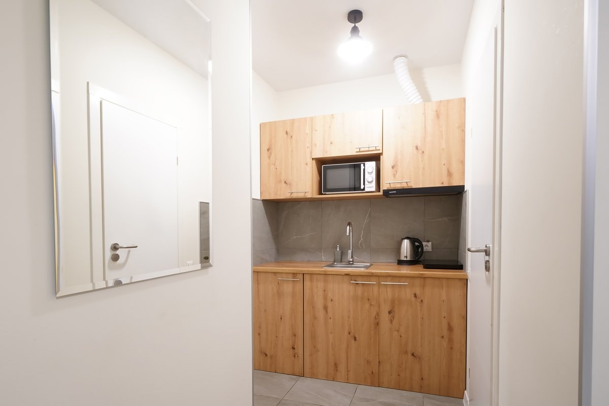 проспект Берестейський, 67В, кв. 87 (студія 4)
