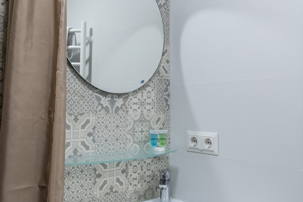 вул. Дегтярівська, 43/2, кв. 1 (студія 3)