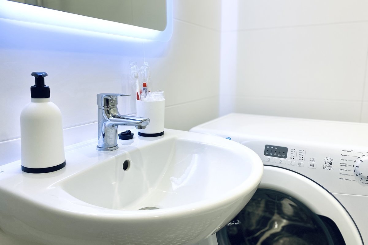 вул. Ревуцького, 40В, кв. 750 (студія 1)