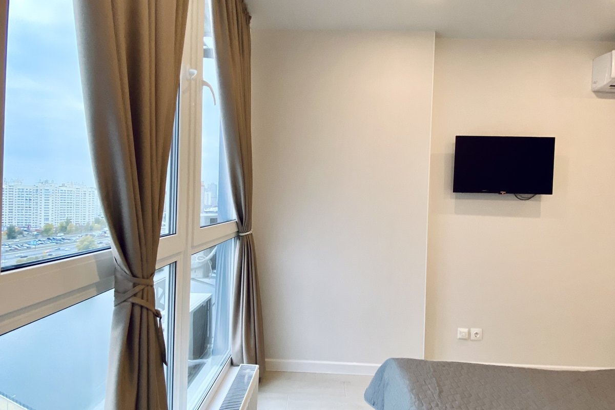 вул. Ревуцького, 40В, кв. 750 (студія 1)