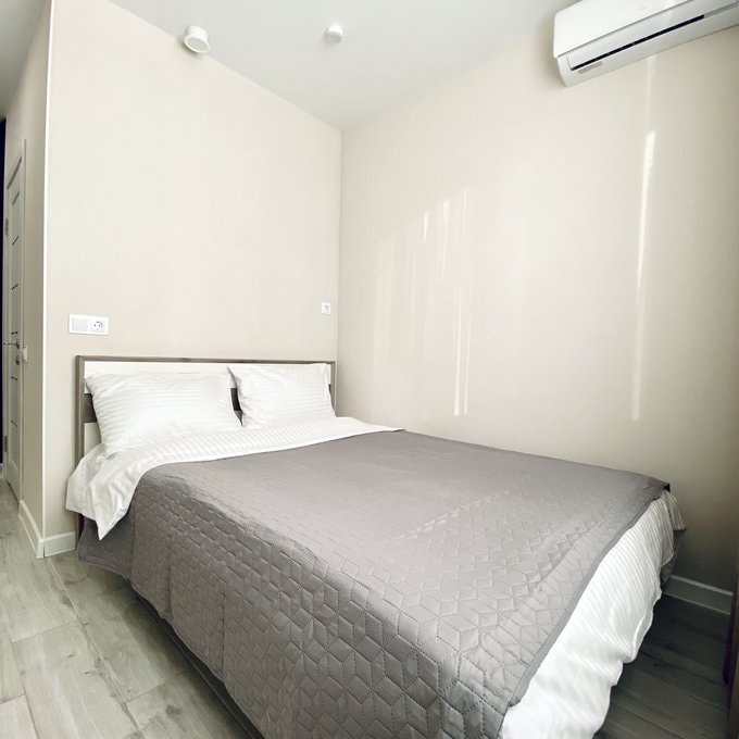 вул. Ревуцького, 40В, кв. 431 (студія 1)