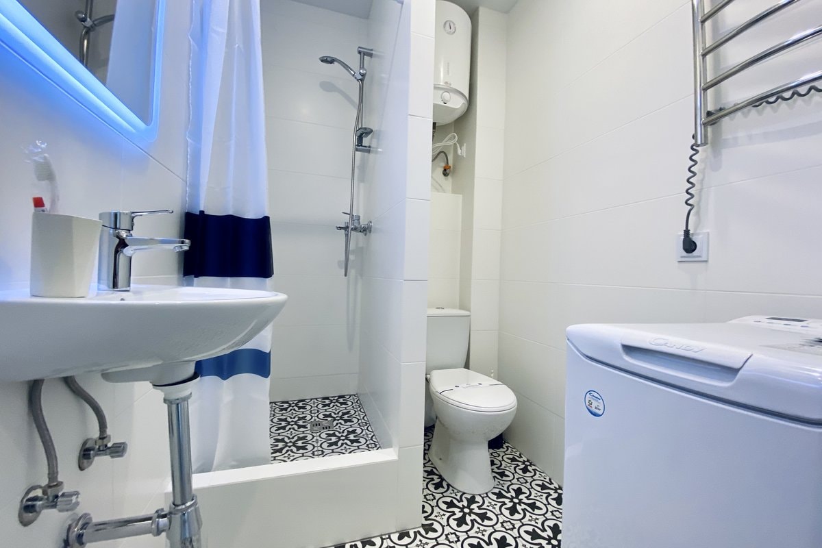 вул. Ревуцького, 40В, кв. 431 (студія 3)