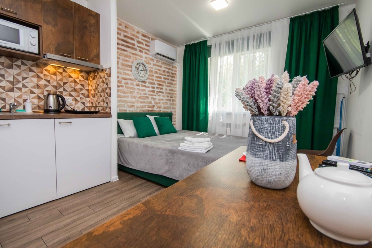 вул. Кирилівська, 34-38, кв. 39 (студія 1)