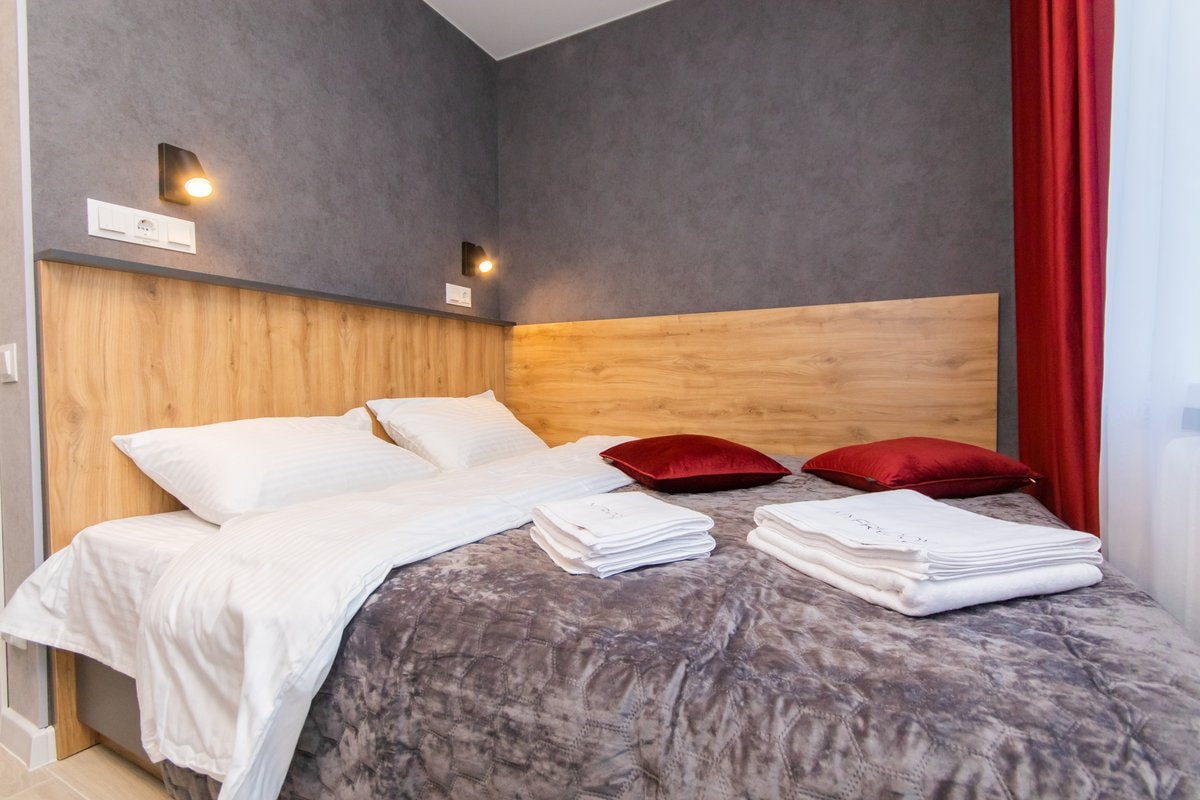 проспект Воскресенський, 16Г, кв. 38 (студія 1)