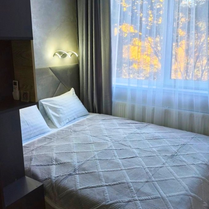 вул. Нагірна, 16, кв. 70 (студія 2)
