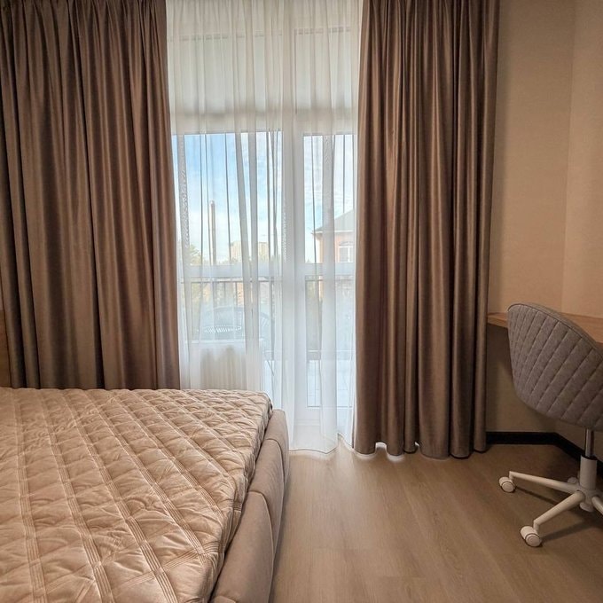 вул. Осіння 28, кв. 24